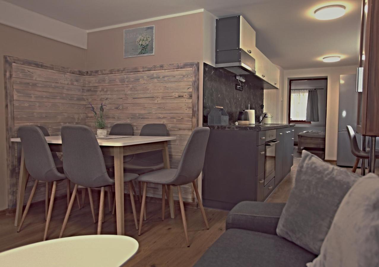 Ubytovani Pod Rozhlednou Velke Karlovice Exterior photo